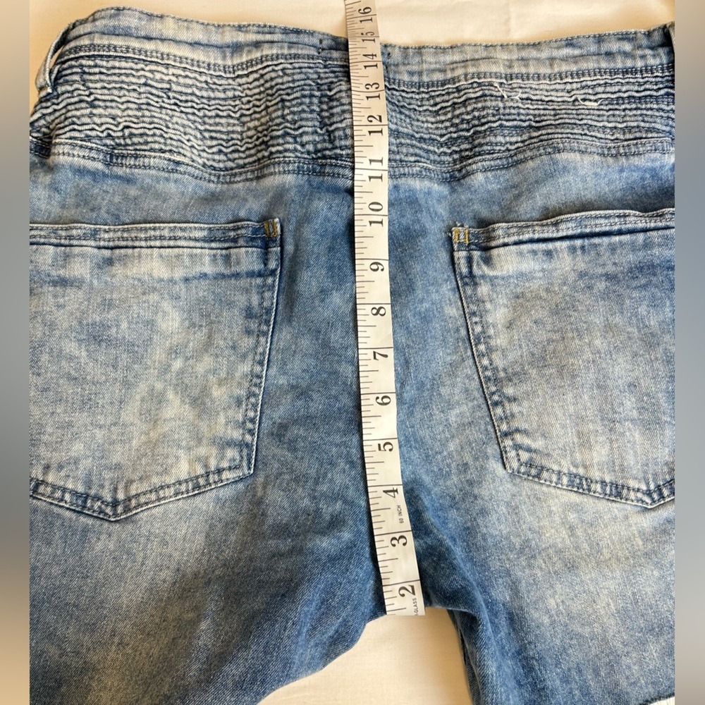 Women's BDG Light Blue Denim Patch Shorts with Urban Embroidered Patch Work 33 - Picture 12 of 15